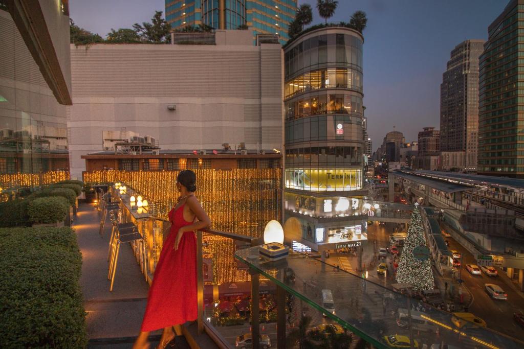 Luxury hotel near Sukhumvit nightlife in Bangkok