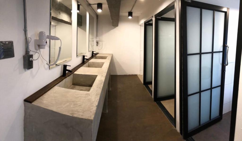 The Entaneer Poshtel Chiang Mai cozy common area 2025