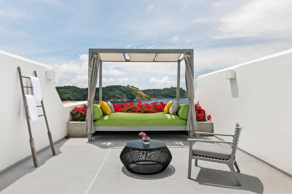 Ocean-view infinity pool at Phuket honeymoon resort
